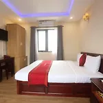 Stars Hotel